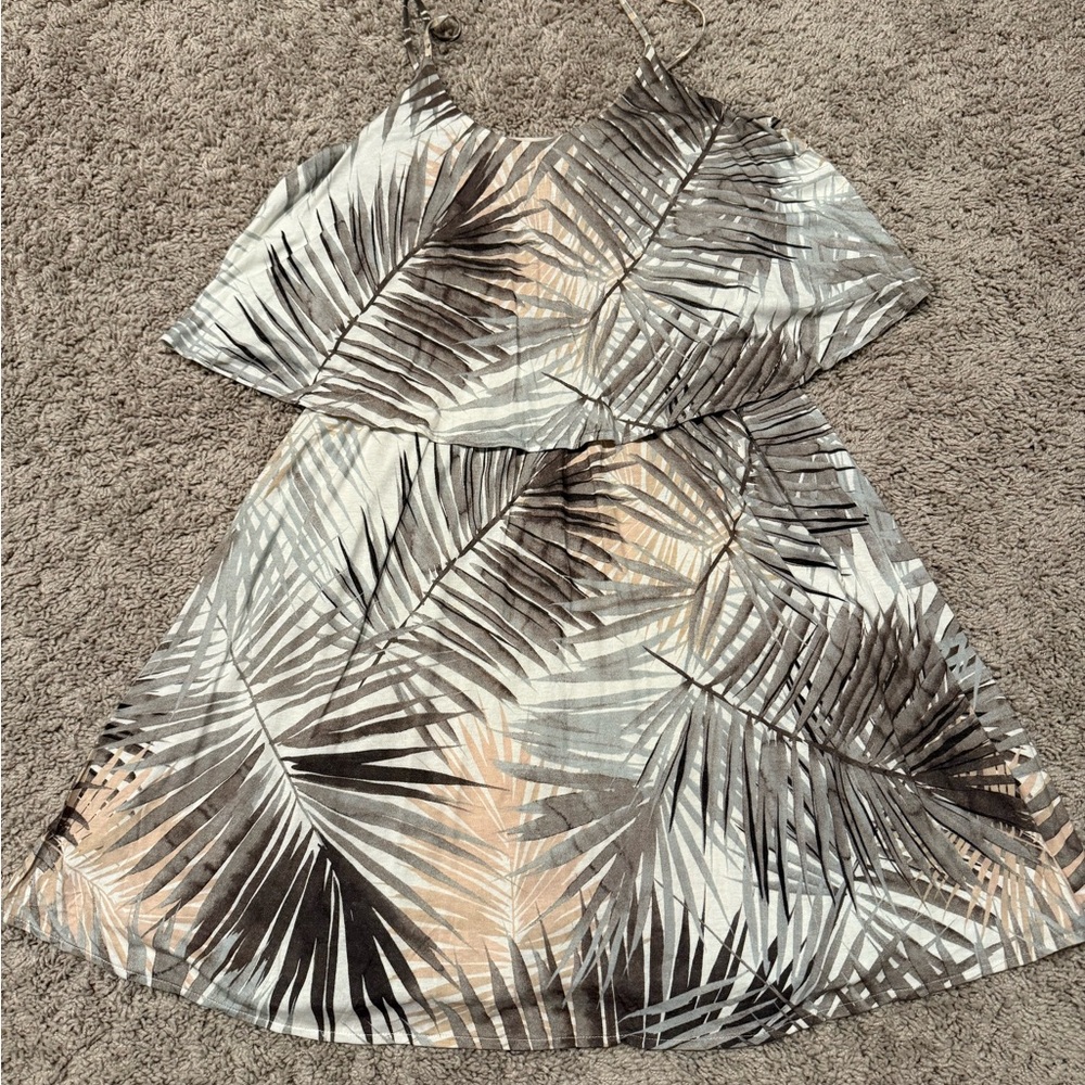 H&M Leaf Pattern Dress in Gray and Cream, Size Small